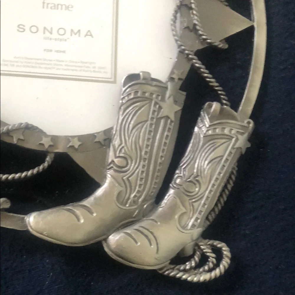 Western pewter metal Picture Frame‎ cowboy theme round small